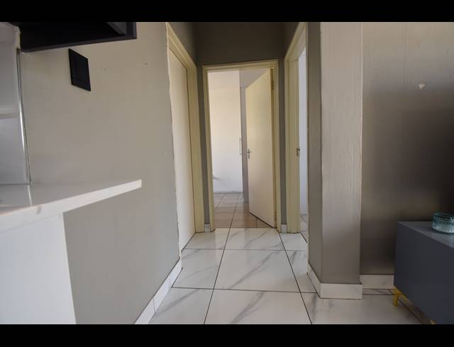 2 BEDROOM APARTMENT FOR SALE IN NORTHGATE